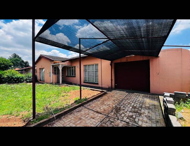 7 BEDROOM HOUSE FOR SALE IN VANDERBIJLPARK CW 2
